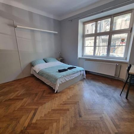 Fantastic Krk - Kr6 Room F Kraków Eksteriør billede